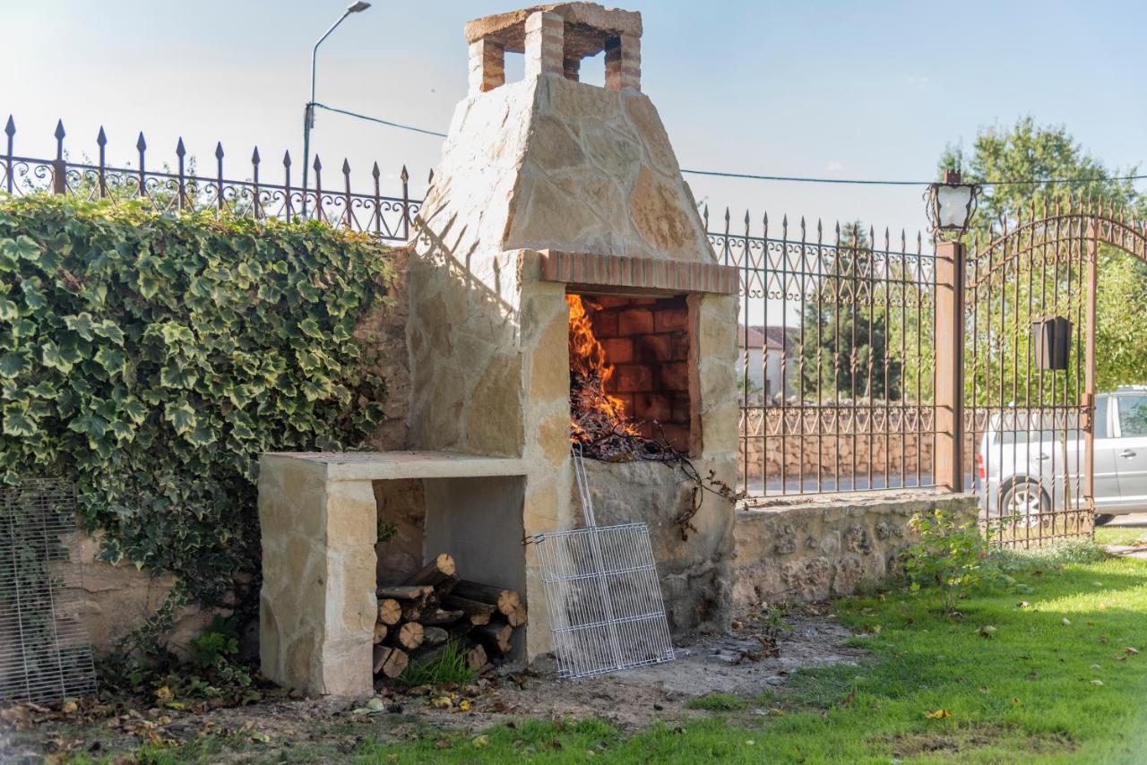 Villa VuT El Pozo la Carrera San Pedro de Gaíllos Exterior foto